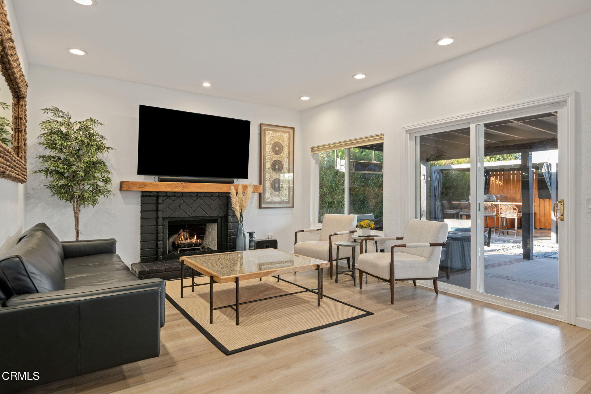 800 Coronado Place Oxnard, CA 93030 - Photo 35 of 43 07 - Family Room