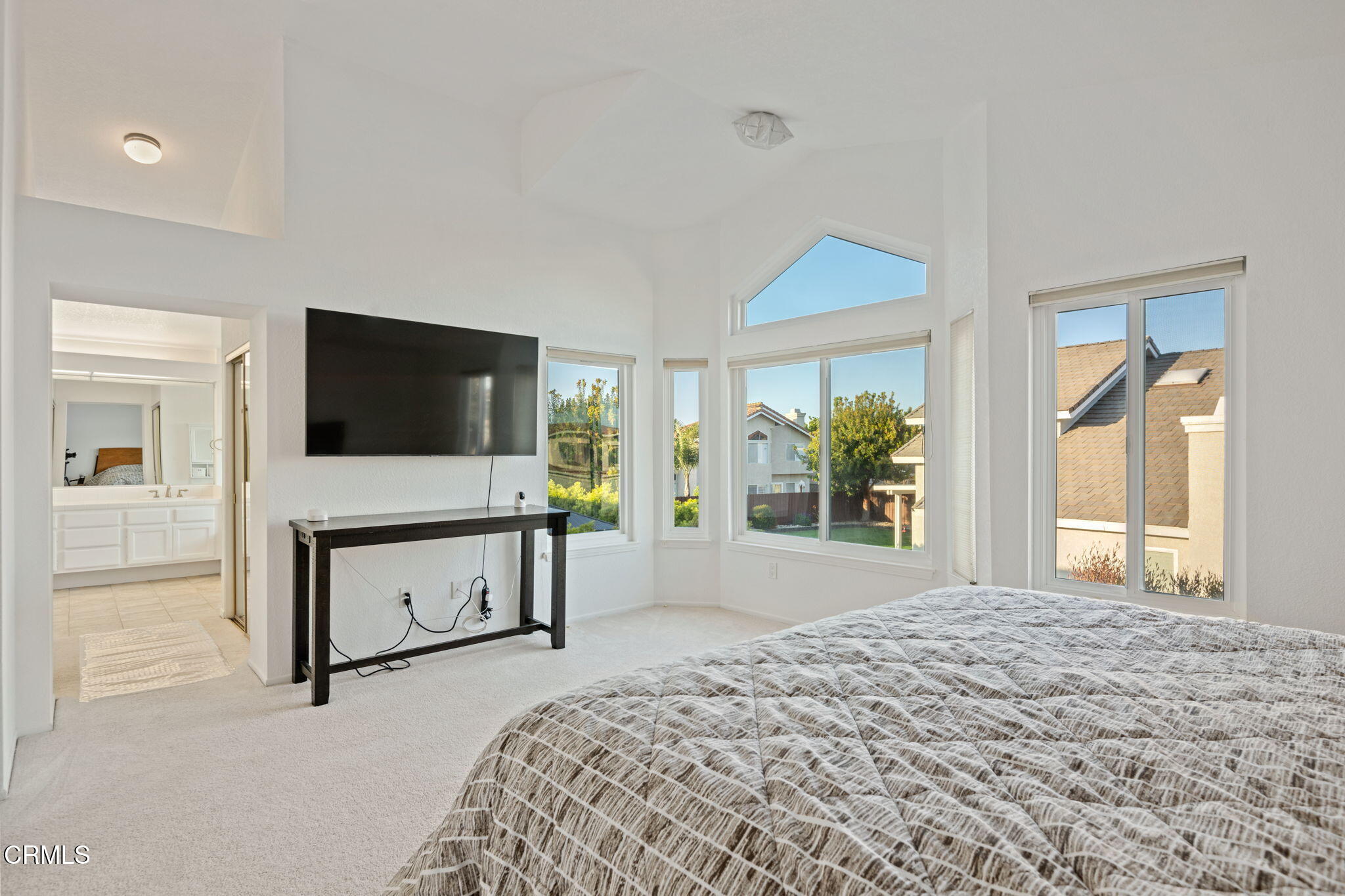 800 Coronado Place Oxnard, CA 93030 - Photo 5 of 43 24 - Primary Bedroom