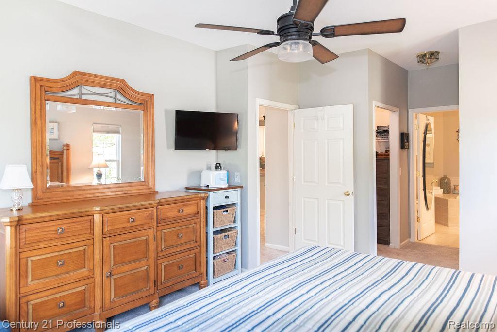767 East Bluff Court Rochester Hills, MI 48306 - Photo 28 of 52