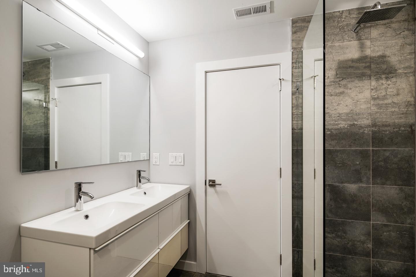 601 McClellan Street Philadelphia, PA 19148 - Photo 37 of 68