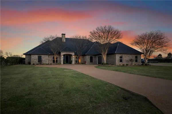 $1,375,000 | 1154 Miller Farm Road, Natchitoches, LA 71457