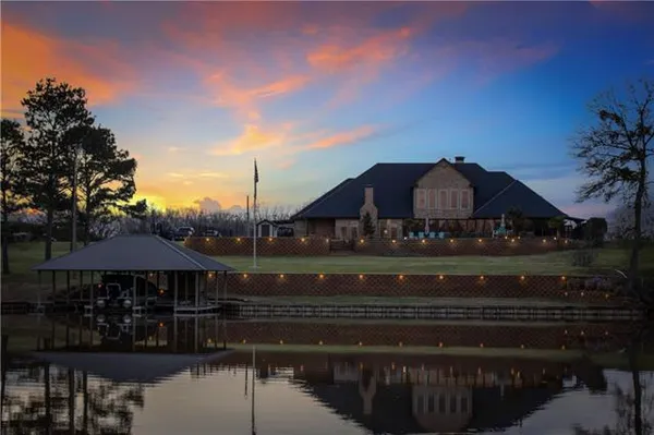 $1,375,000 | 1154 Miller Farm Road, Natchitoches, LA 71457