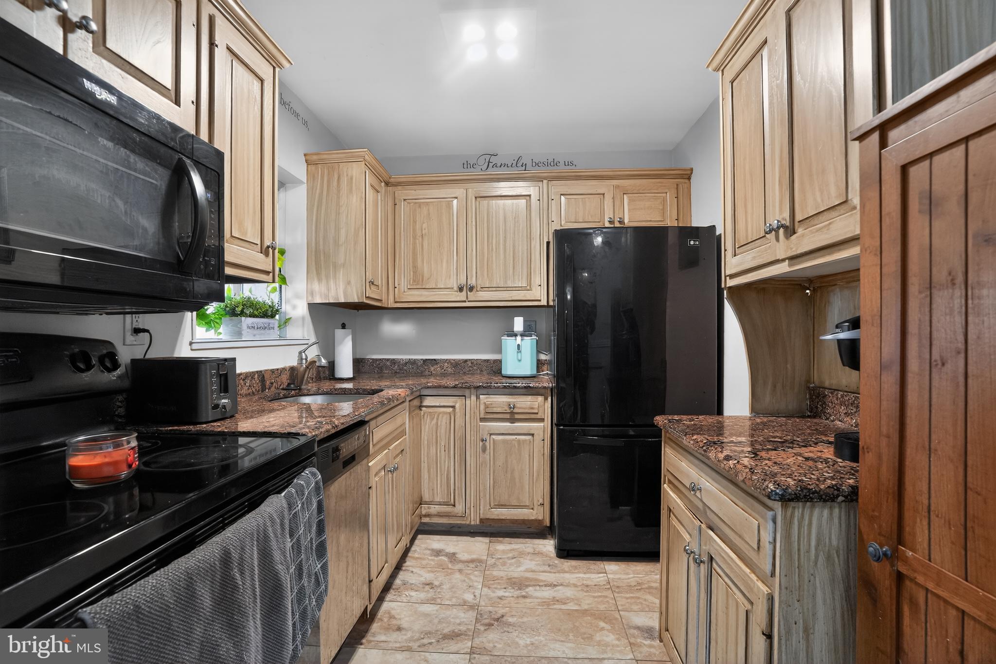 2112 Bridgewater Road Aston, PA 19014 - Photo 15 of 37