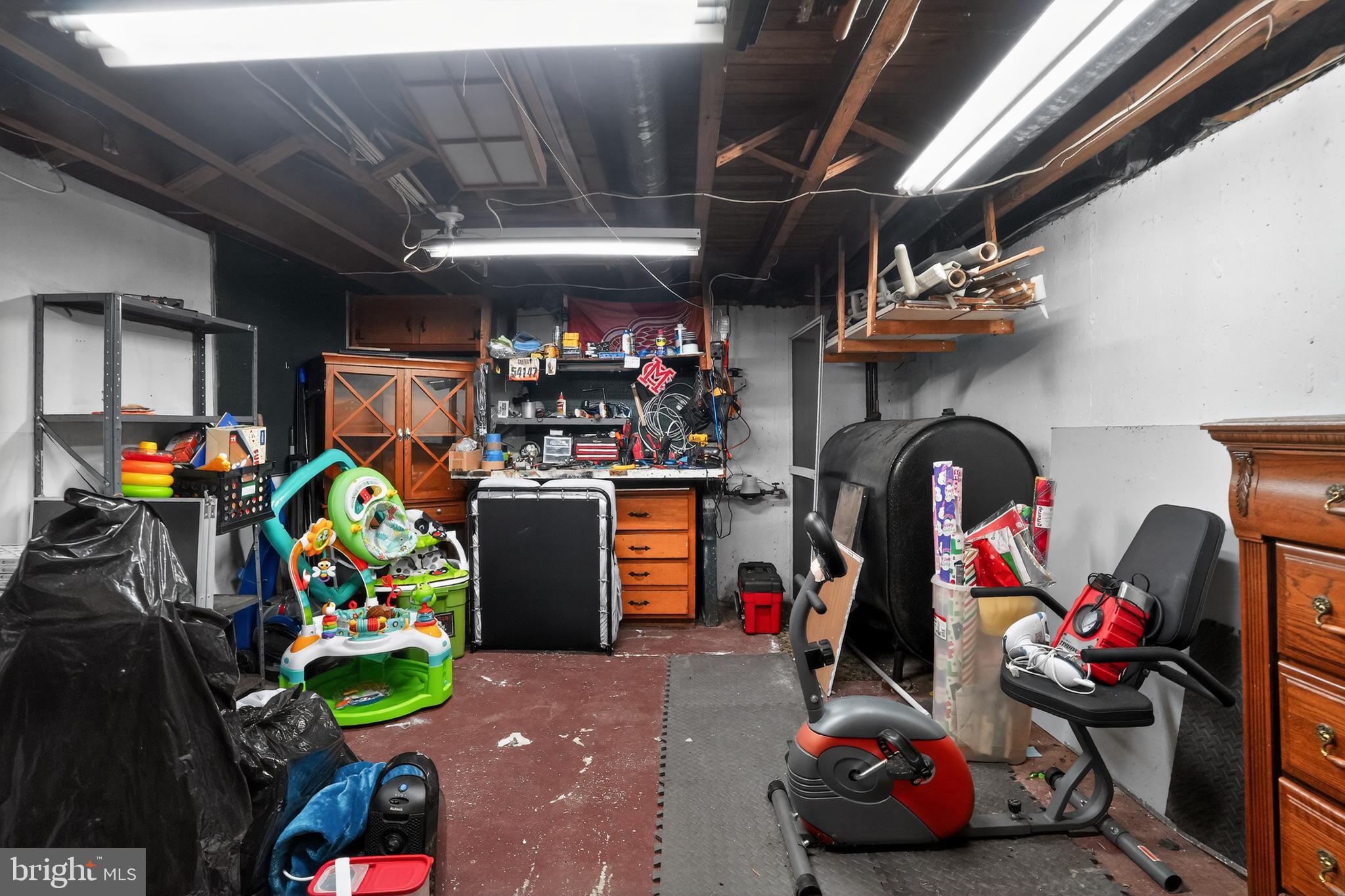2112 Bridgewater Road Aston, PA 19014 - Photo 31 of 37