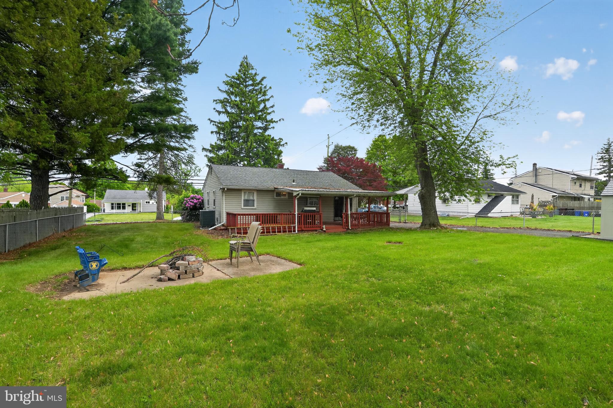2112 Bridgewater Road Aston, PA 19014 - Photo 35 of 37