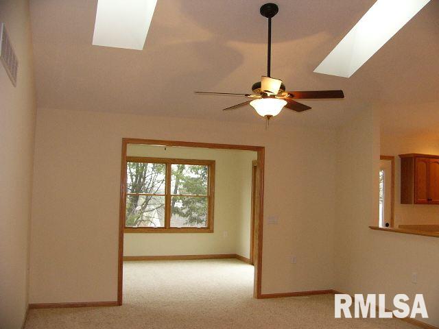 3517 Shady Ridge Court Davenport, IA 52806 - Photo 3 of 8