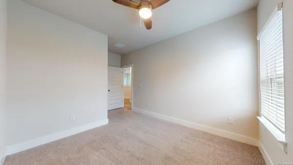 $3,000 | 11526 Hollering Pass, Schertz, TX 78154