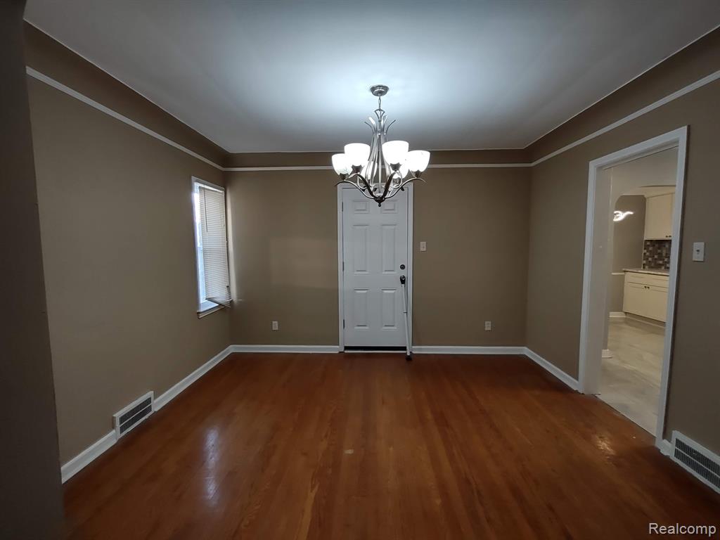 16225 Whitcomb Detroit, MI 48235 - Photo 16 of 32 Gallery Image 16