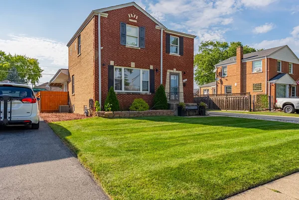 $480,000 | 1910 North 74th Avenue, Elmwood Park, IL 60707