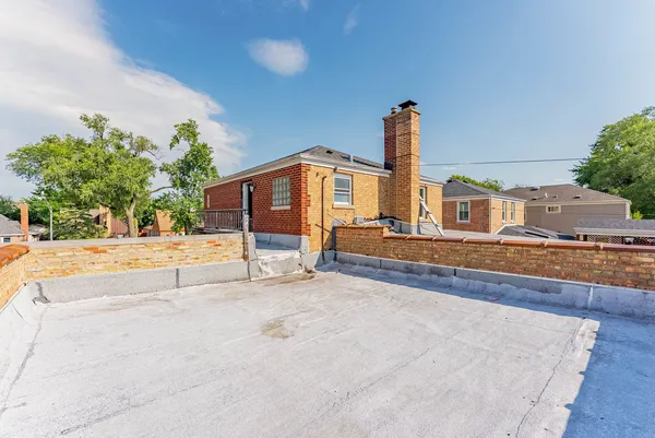 $480,000 | 1910 North 74th Avenue, Elmwood Park, IL 60707