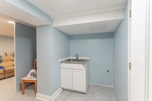 $480,000 | 1910 North 74th Avenue, Elmwood Park, IL 60707
