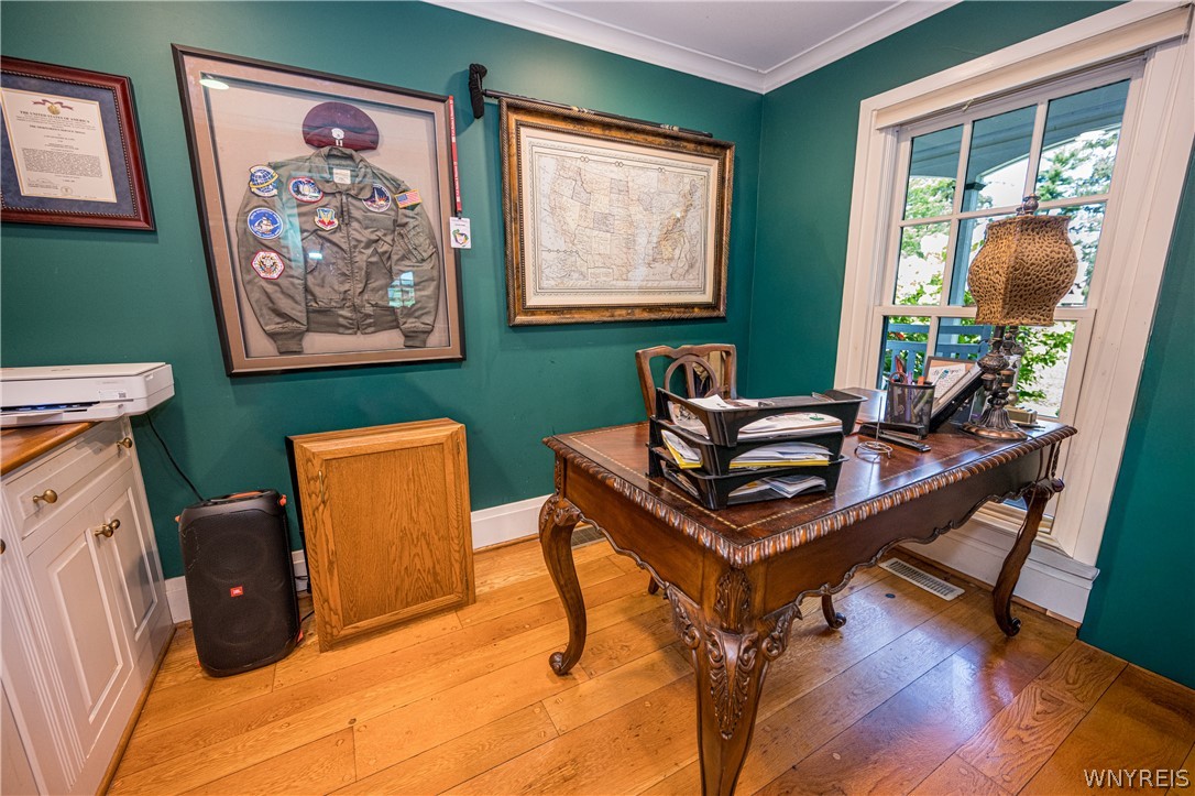 905 Sturgeon Point Road Evans, NY 14047 - Photo 23 of 50 Gallery Image 23