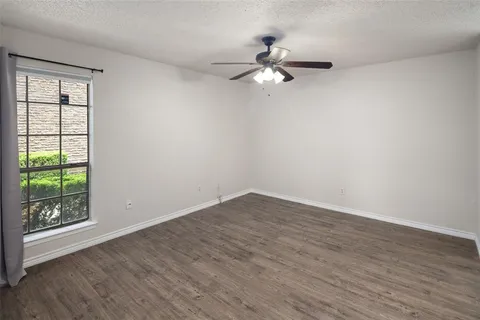 $250,000 | 333 Melrose Drive, Unit 22D, Richardson, TX 75080
