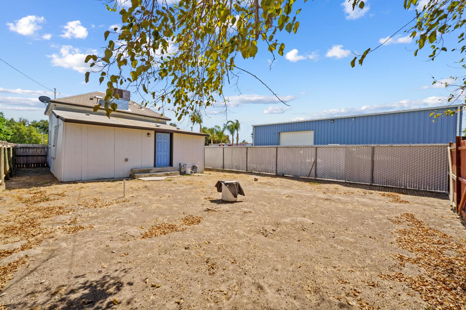 124 East 4th Street Hanford, CA 93230 - Photo 23 of 23 a view of a backyard
