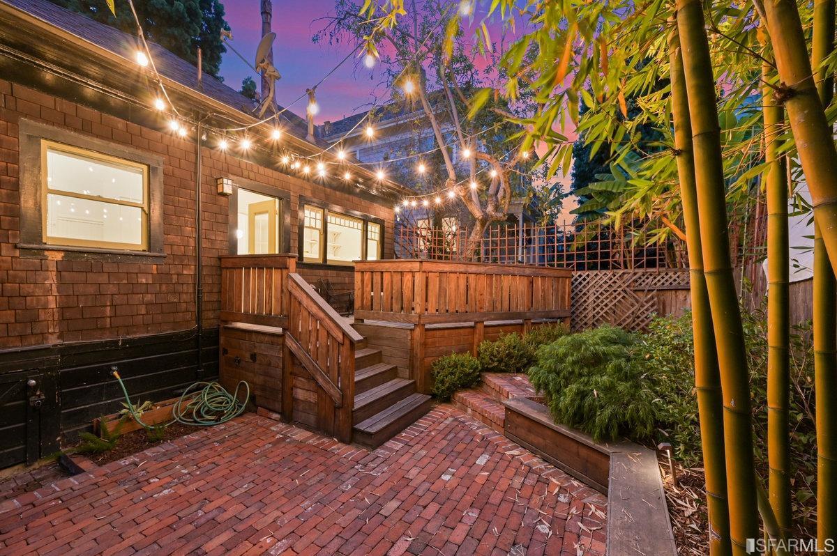 74 Hamilton Place Oakland, CA 94612 - Photo 27 of 34