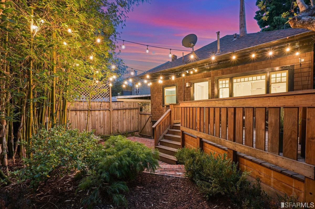 74 Hamilton Place Oakland, CA 94612 - Photo 28 of 34