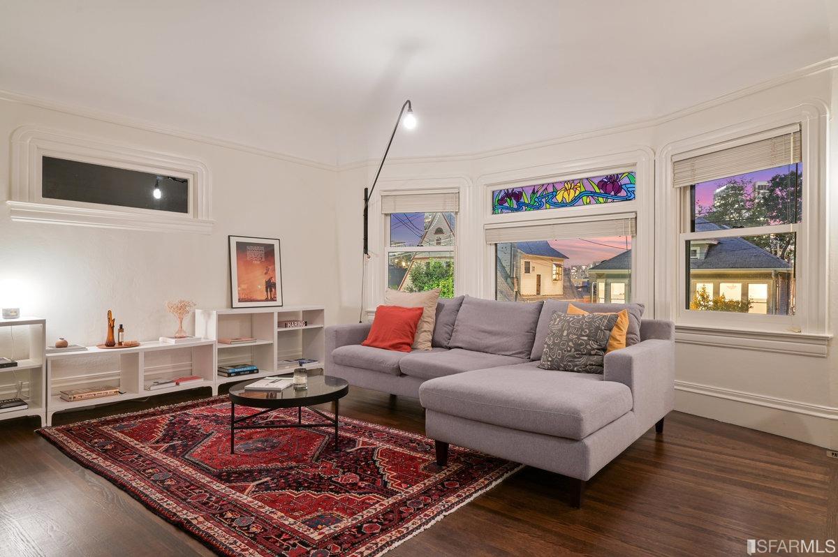 74 Hamilton Place Oakland, CA 94612 - Photo 4 of 34