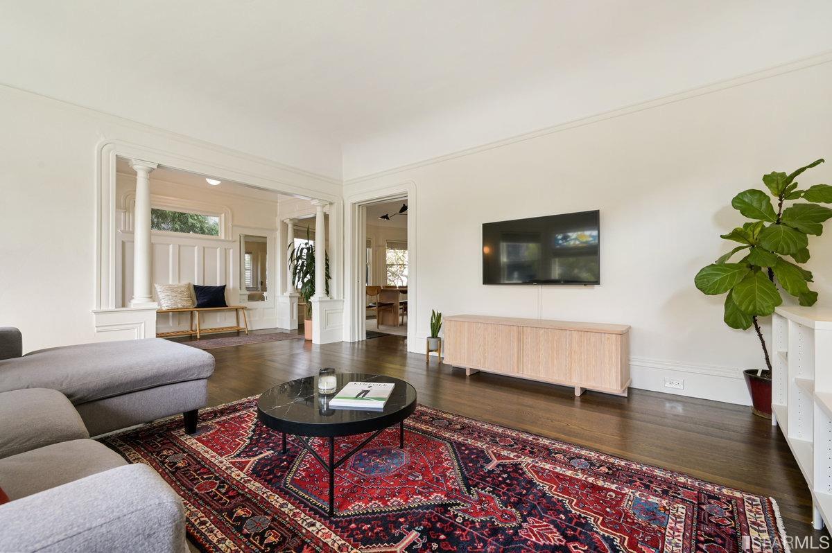 74 Hamilton Place Oakland, CA 94612 - Photo 9 of 34