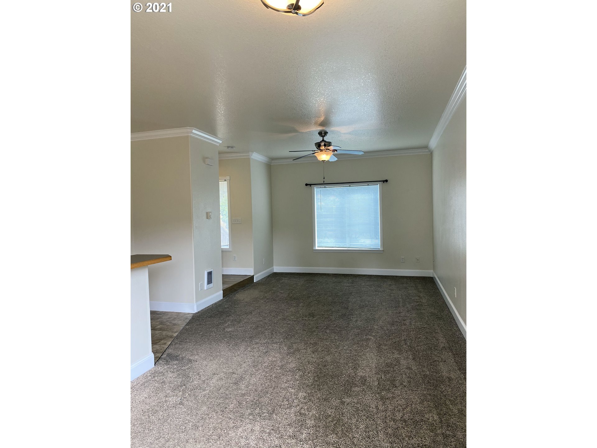 1112 9th Street Florence, OR 97439 - Photo 3 of 22 Gallery Image 3