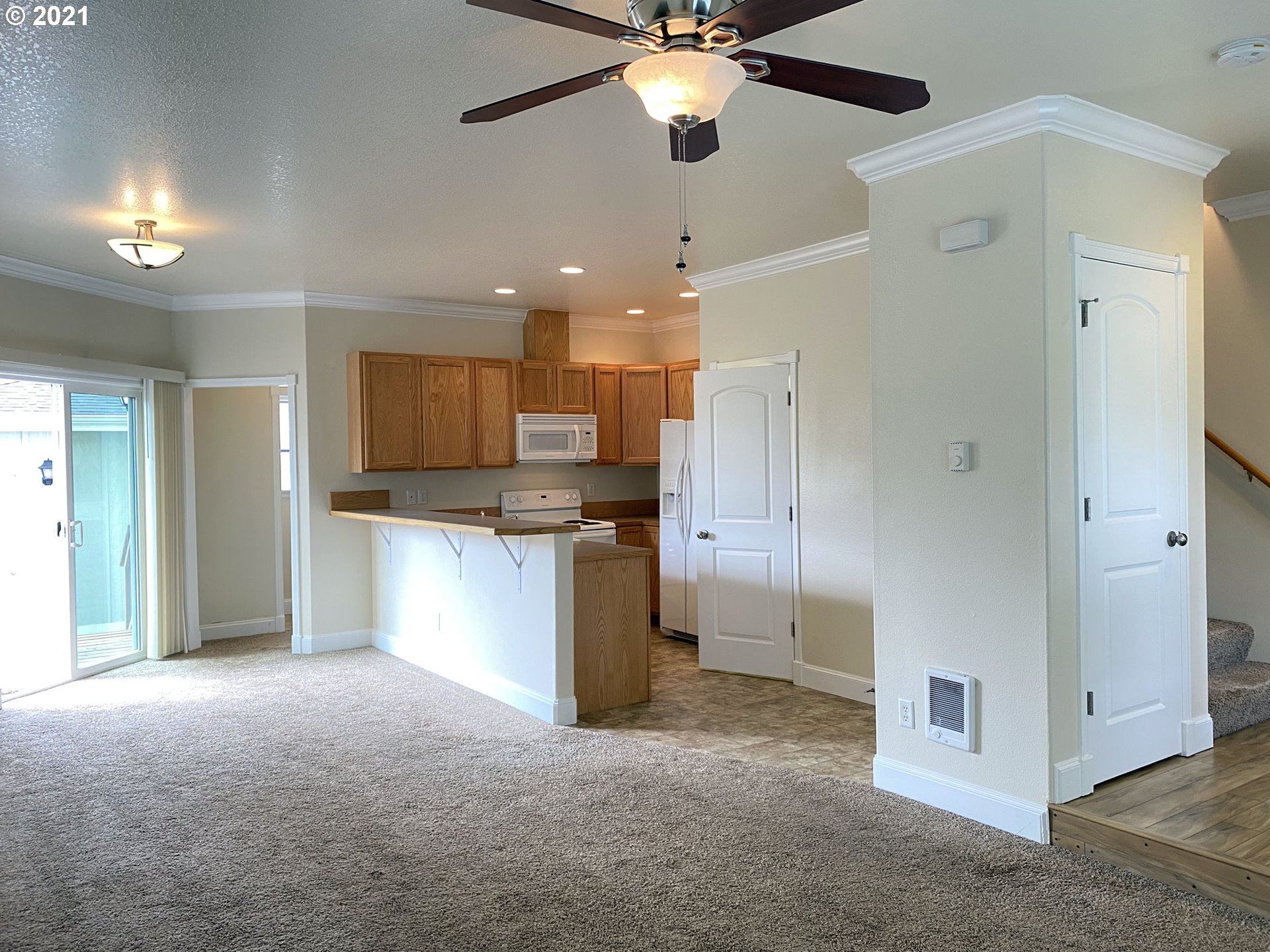 1112 9th Street Florence, OR 97439 - Photo 5 of 22 Gallery Image 5