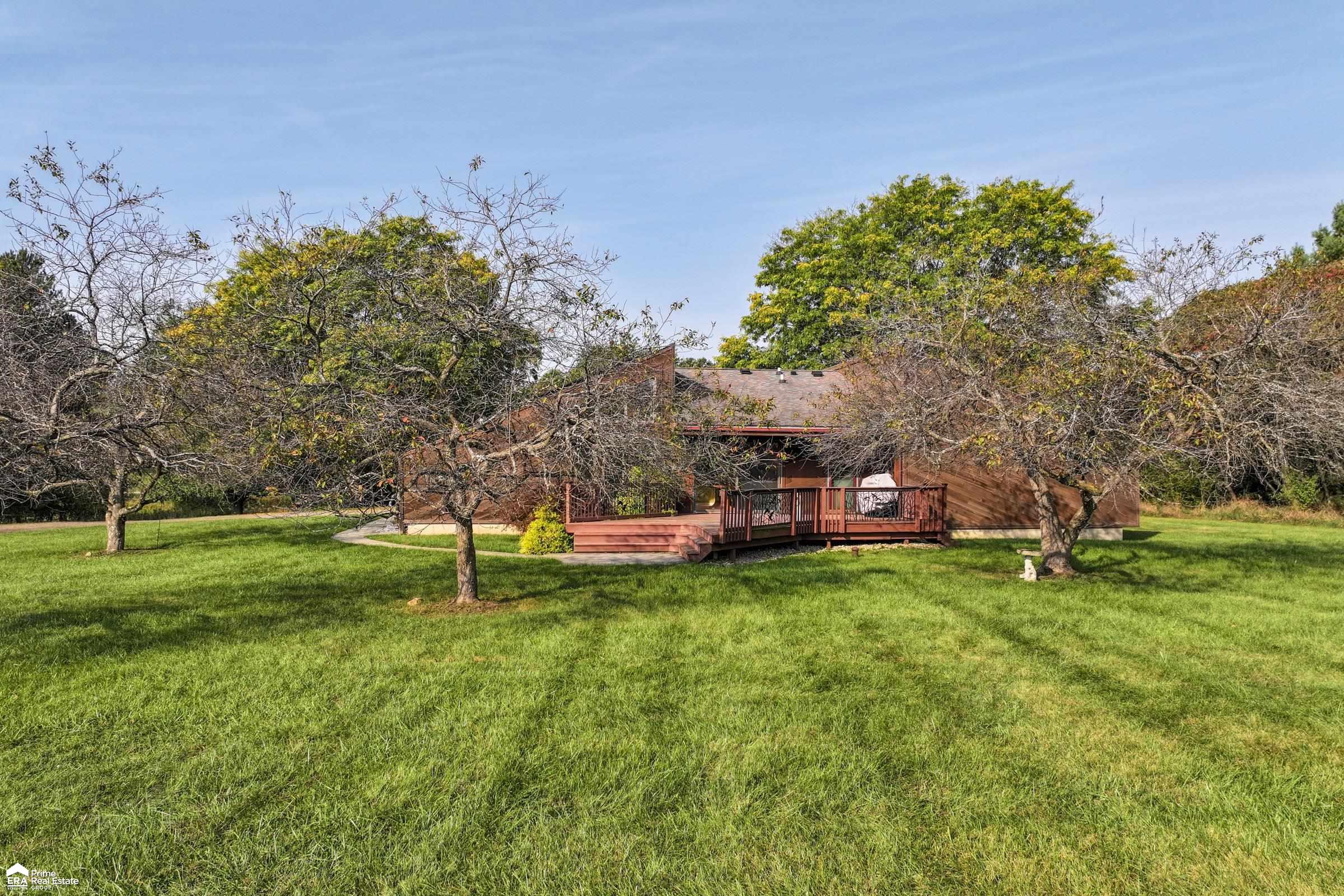 9300 Hartland Road Fenton, MI 48430 - Photo 33 of 50