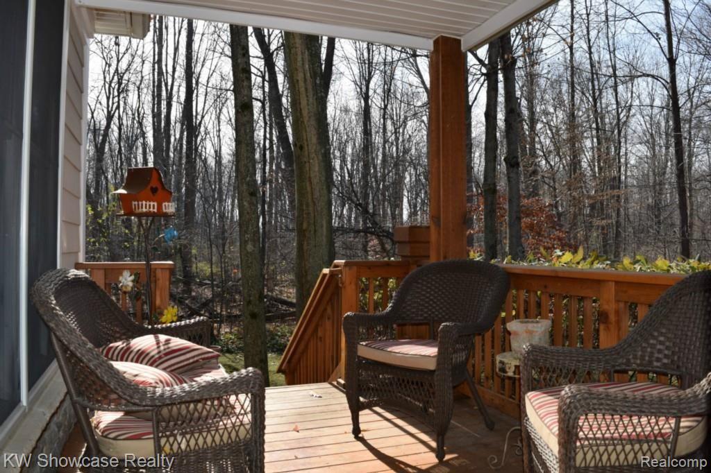 49609 Timber Trail Novi, MI 48374 - Photo 6 of 25