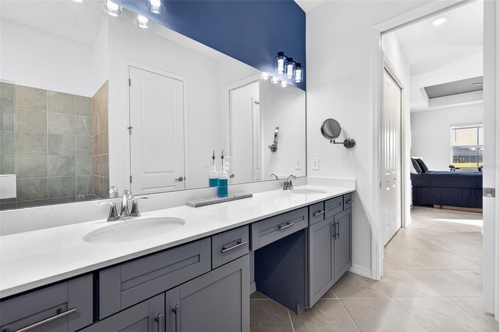 12752 Tulum Loop Venice, FL 34293 - Photo 22 of 57