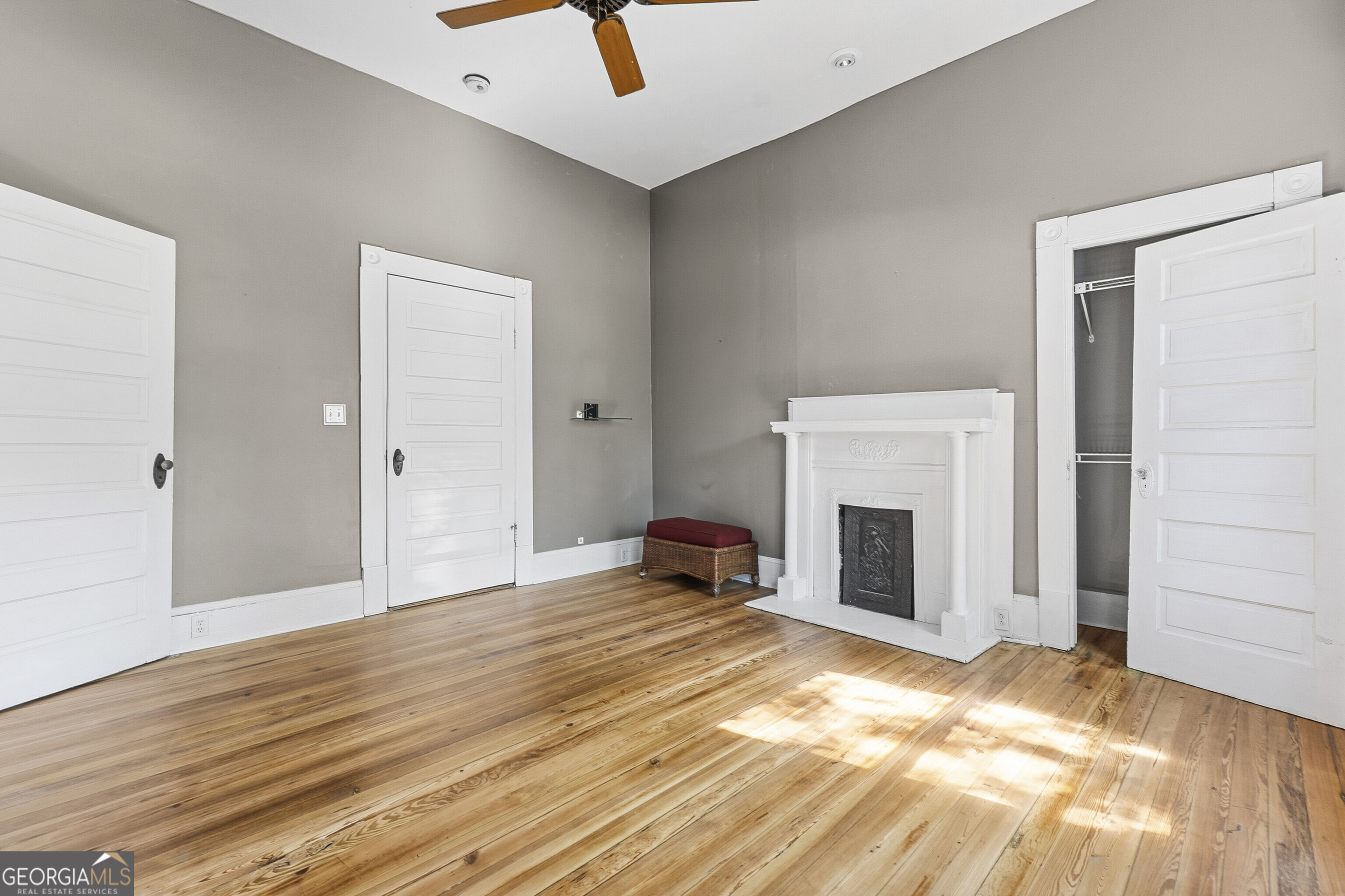 216 Hines Terrace Macon, GA 31204 - Photo 29 of 52 a view of a livingroom with a fireplace