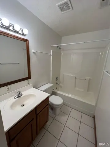 $1,250 | 7890 Melissa Lane, Newburgh, IN 47630