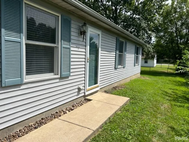 $1,250 | 7890 Melissa Lane, Newburgh, IN 47630