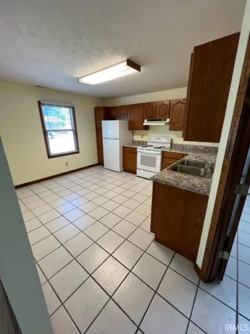 $1,250 | 7890 Melissa Lane, Newburgh, IN 47630