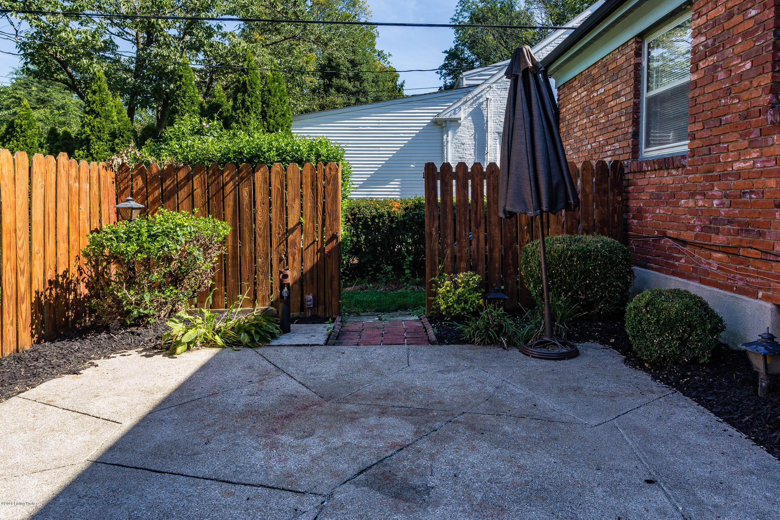 302 Biltmore Road Louisville, KY 40207 - Photo 11 of 40 302 Biltmore Rd12