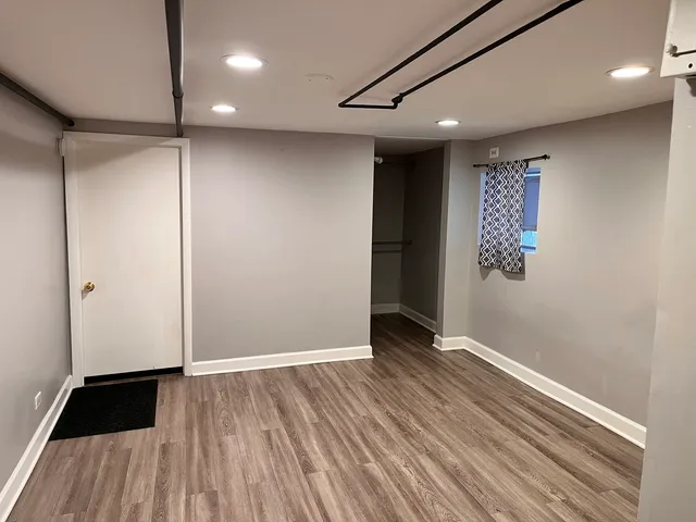 $1,000 | 4526 North Menard Avenue, Unit B, Chicago, IL 60630