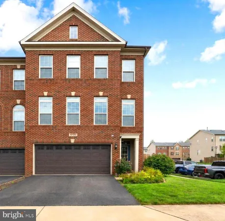 $720,000 | 6725 Pinchot Lane, Haymarket, VA 20169