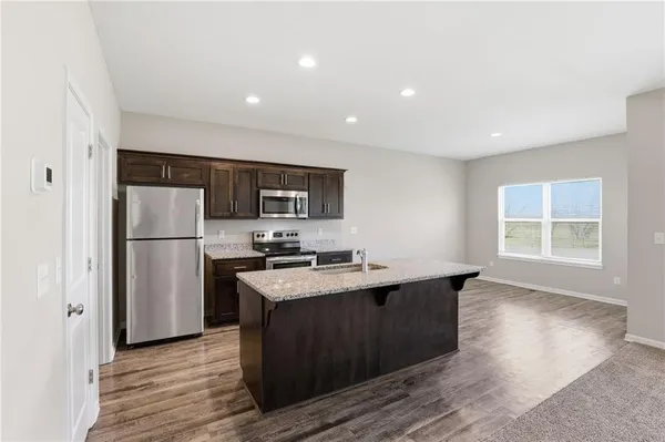 $334,900 | 21805 Southcreek Road, Peculiar, MO 64078
