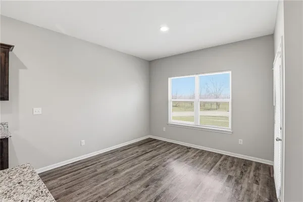 $334,900 | 21805 Southcreek Road, Peculiar, MO 64078