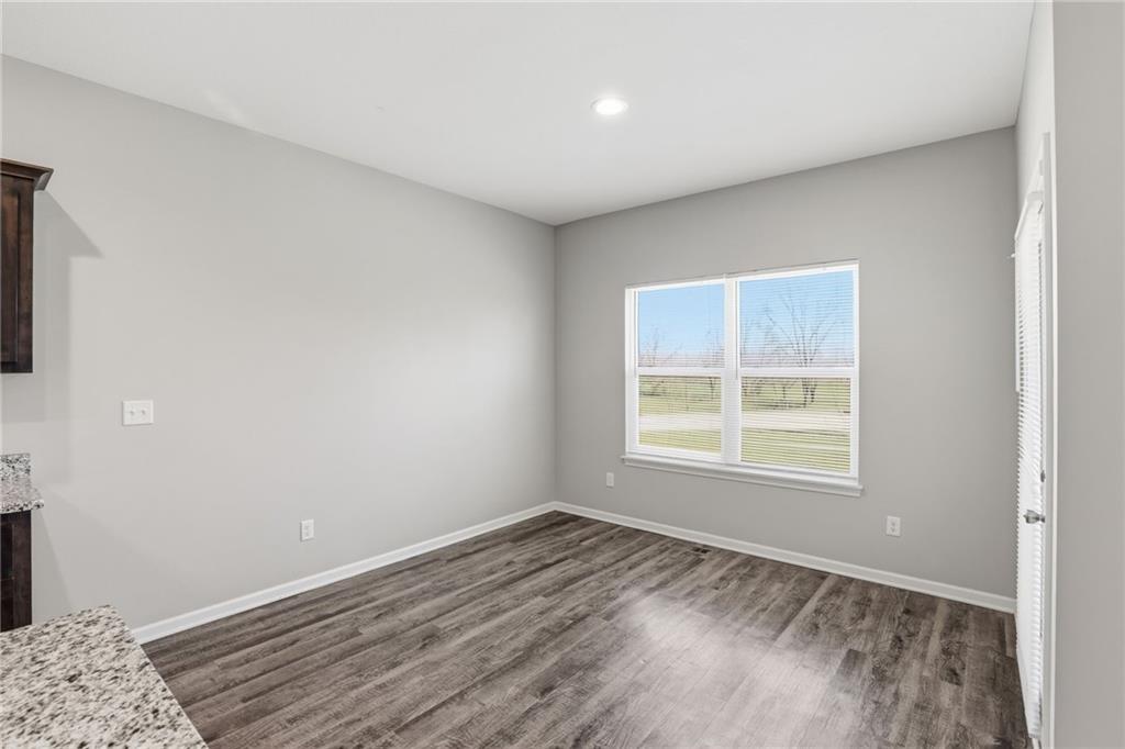 21805 Southcreek Road Peculiar, MO 64078 - Photo 21 of 56