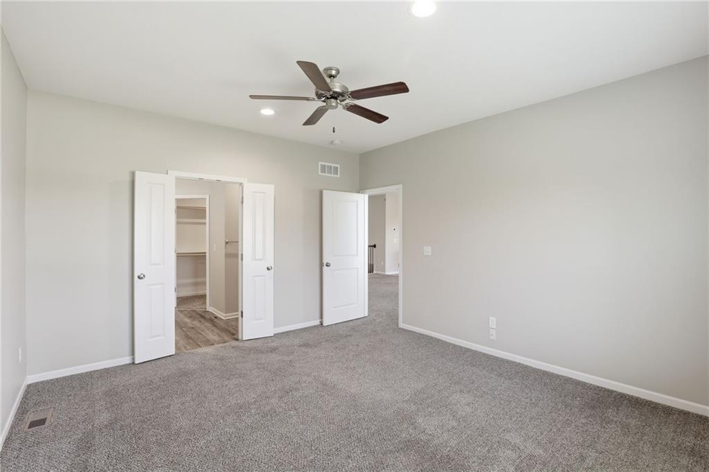 21805 Southcreek Road Peculiar, MO 64078 - Photo 24 of 56