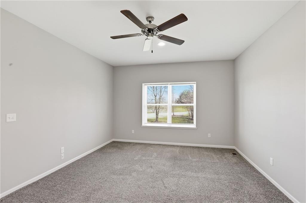 21805 Southcreek Road Peculiar, MO 64078 - Photo 25 of 56