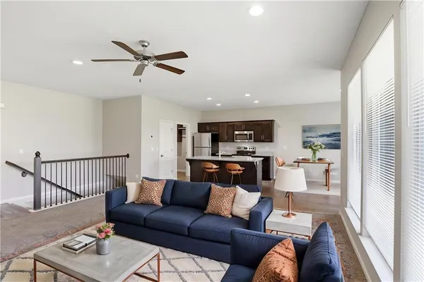 $334,900 | 21805 Southcreek Road, Peculiar, MO 64078