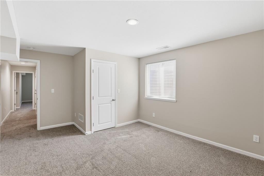 21805 Southcreek Road Peculiar, MO 64078 - Photo 32 of 56