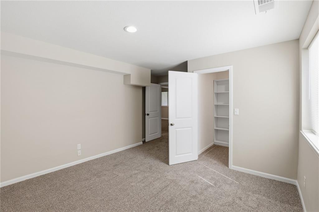 21805 Southcreek Road Peculiar, MO 64078 - Photo 33 of 56