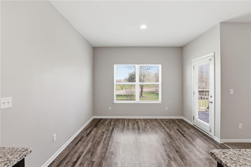 21805 Southcreek Road Peculiar, MO 64078 - Photo 6 of 56