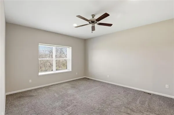 $334,900 | 21805 Southcreek Road, Peculiar, MO 64078