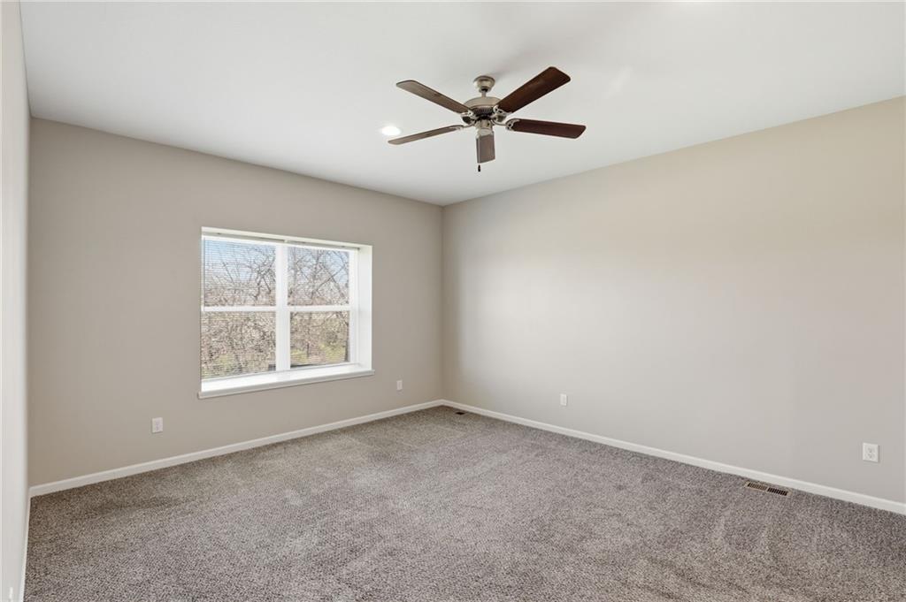 21805 Southcreek Road Peculiar, MO 64078 - Photo 8 of 56