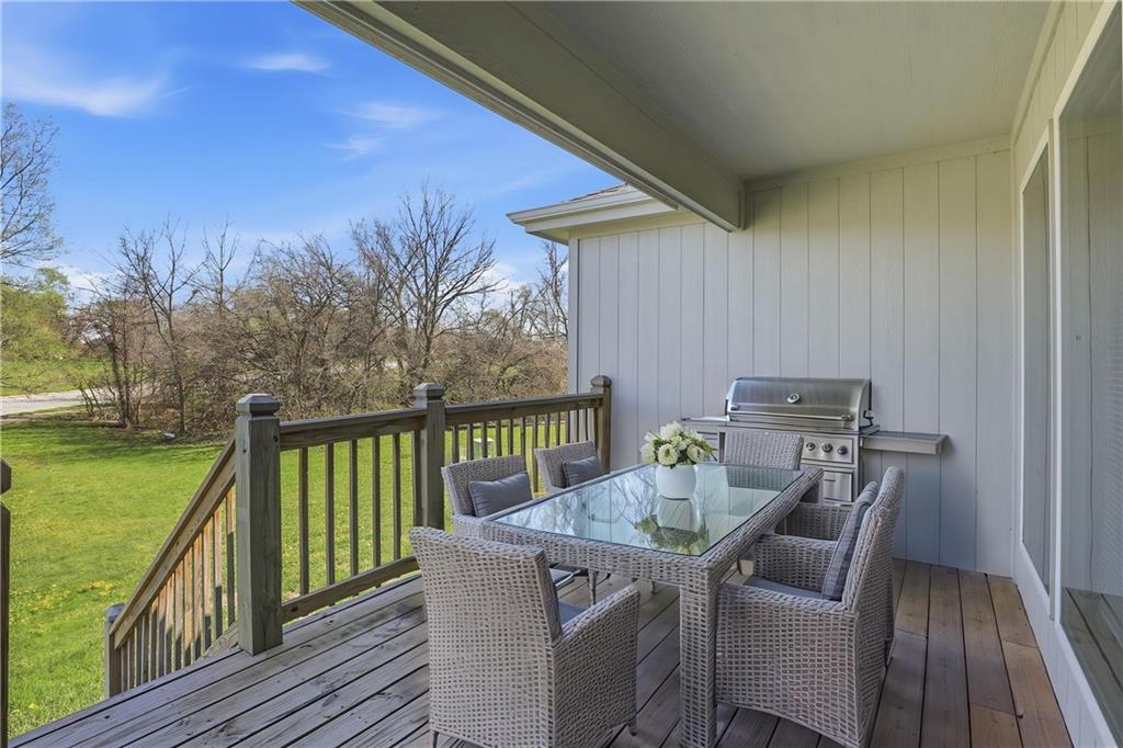 21805 Southcreek Road Peculiar, MO 64078 - Photo 10 of 56