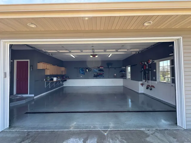 $619,900 | 2819 Bluebird Drive, Portage, WI 53901