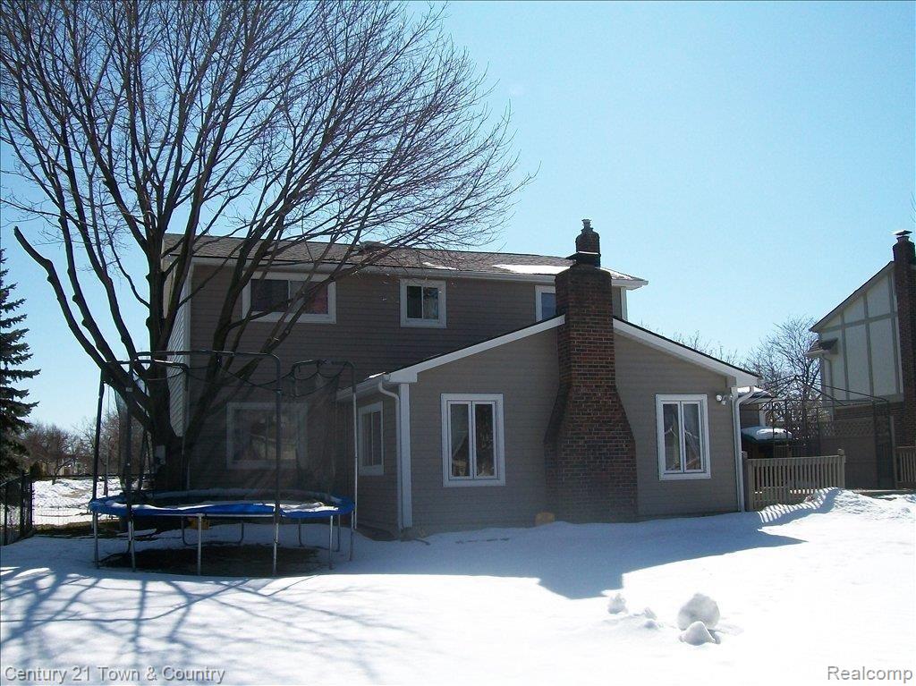 42008 Hanford Road Canton, MI 48187 - Photo 15 of 16 Back Yard