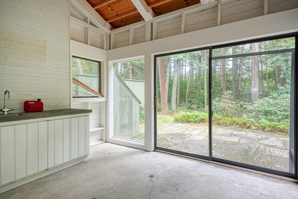 19 Colonial Road Sudbury, MA 01776 - Photo 16 of 27 Gallery Image 16