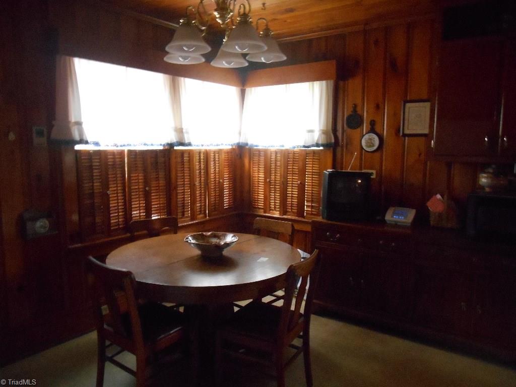 1002 Spring Street Mount Airy, NC 27030 - Photo 11 of 26 Gallery Image 11
